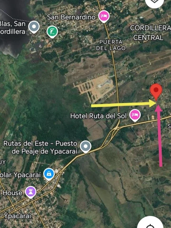VENDO 4 TERRENOS JUNTOS  EN BUENA UBICACIÓN EN ESQUINA DE 15X30 C/U EN YPACARAÍ A 300 MTS DE LA RUTA ASUNCION – CAACUPE